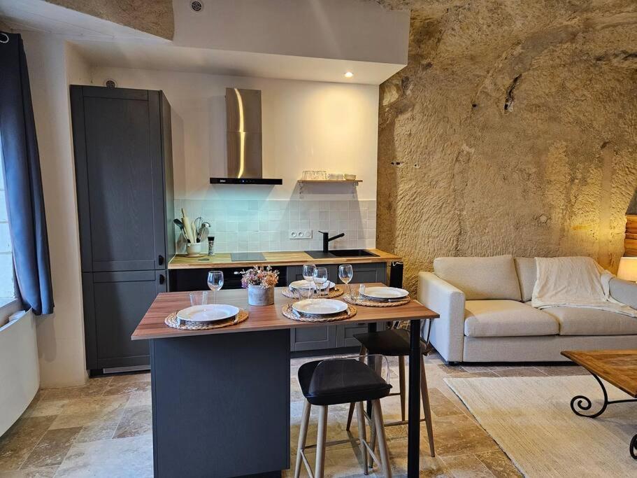 Charmante Maison Troglodyte Loire Valley Rochecorbon Extérieur photo